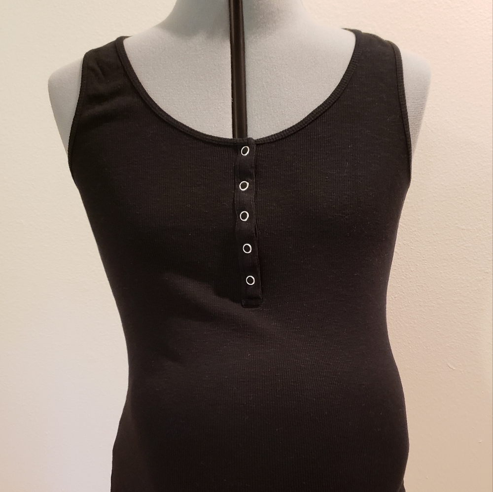 Black maternity and nursing tank